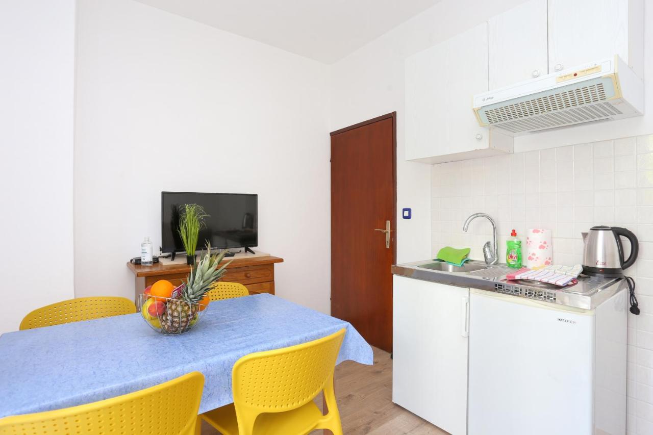 Apartments By The Sea Podgora, Makarska - 18918 外观 照片